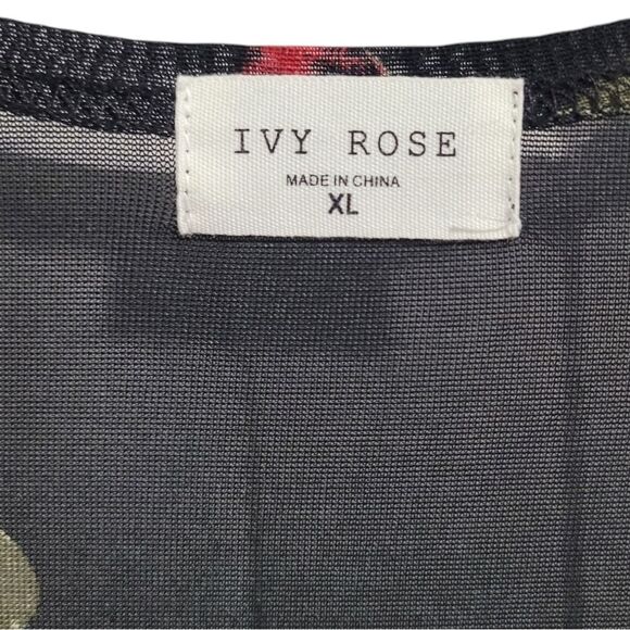 Ivy Rose rose short sleeve sheer robe - Picture 5 of 5